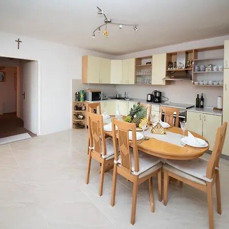 Sous Les Rochers Appartement