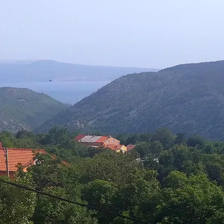Sous Les Rochers Grižane