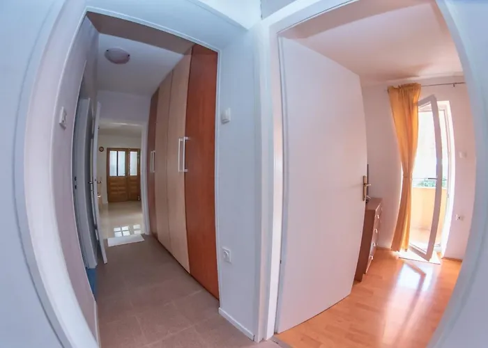 Sous Les Rochers 公寓